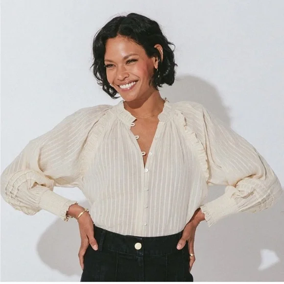 Cleobella Ari Blouse Peasant Top in Ivory with Gold sparkle S - Picture 3 of 9